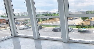 Панорамное остекление балкона Октябрьский цена от 11 тыс. руб. м/п.